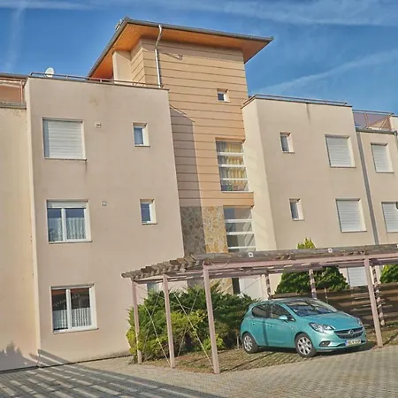 公寓 Agnes Apartman 希欧福克